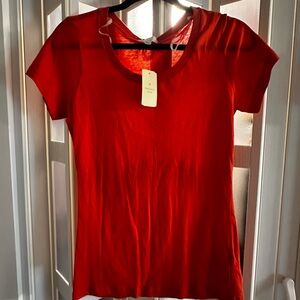 Scoop neck style Tshirt